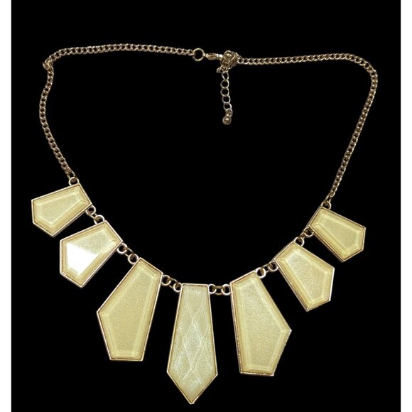 Geometric Shimmer Cream Faceted Graduated Bib Necklace - Picture 1 of 5